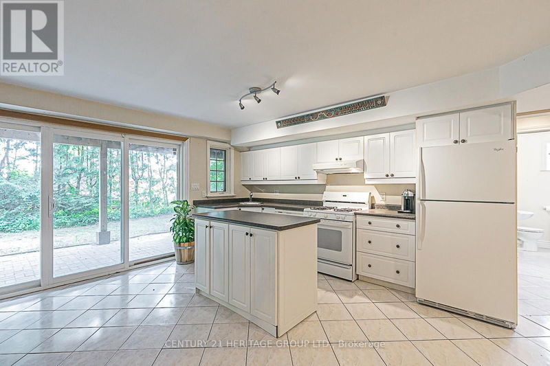 21 Windsor Drive North Whitchurch-Stouffville, L4A7X3 | Image 30