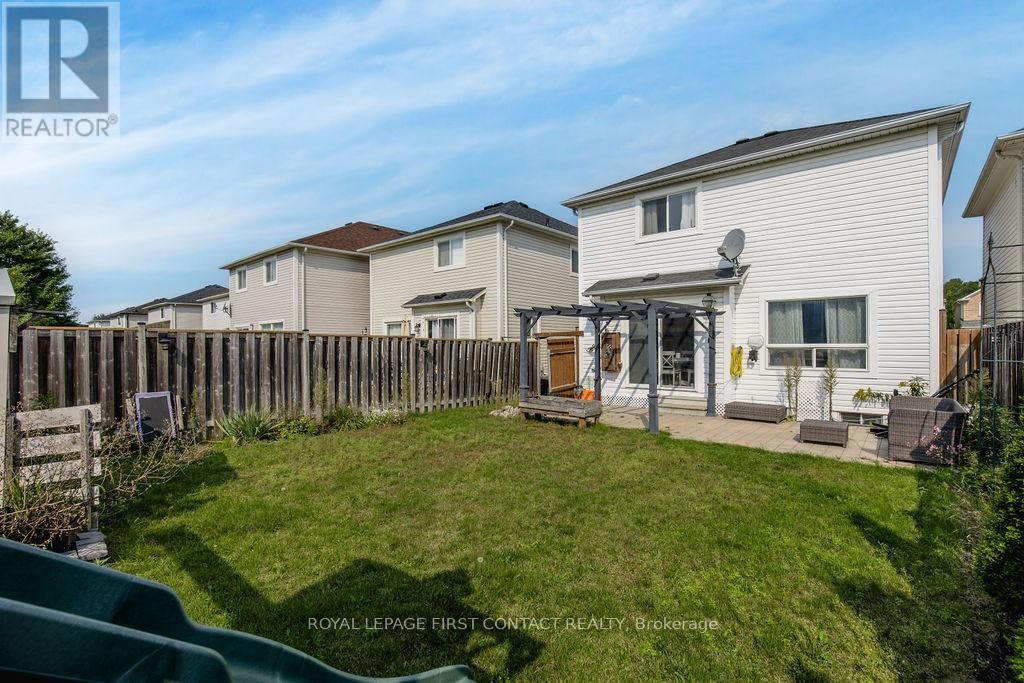 25 TRUAX CRESCENT Image 26