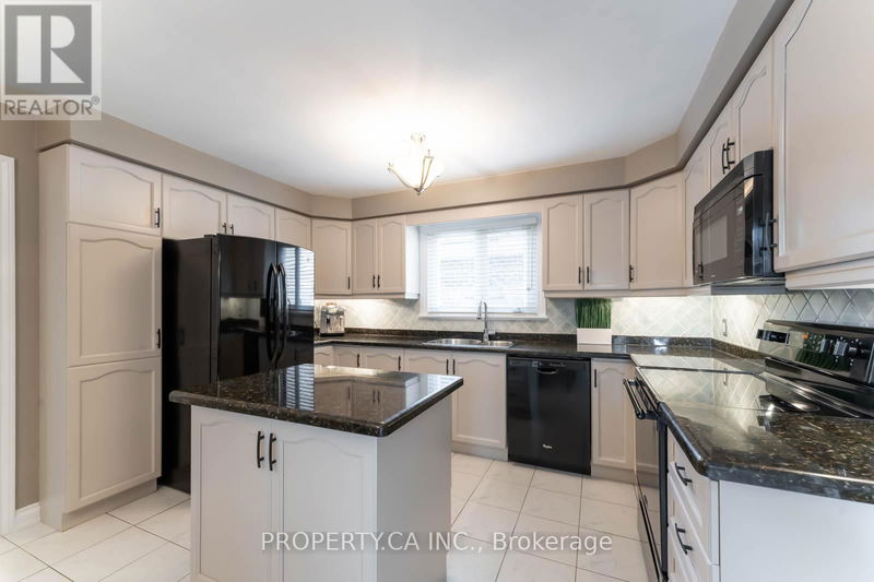 76 Wigwoss Drive  Vaughan (West Woodbridge), L4L2R1 | Image 17