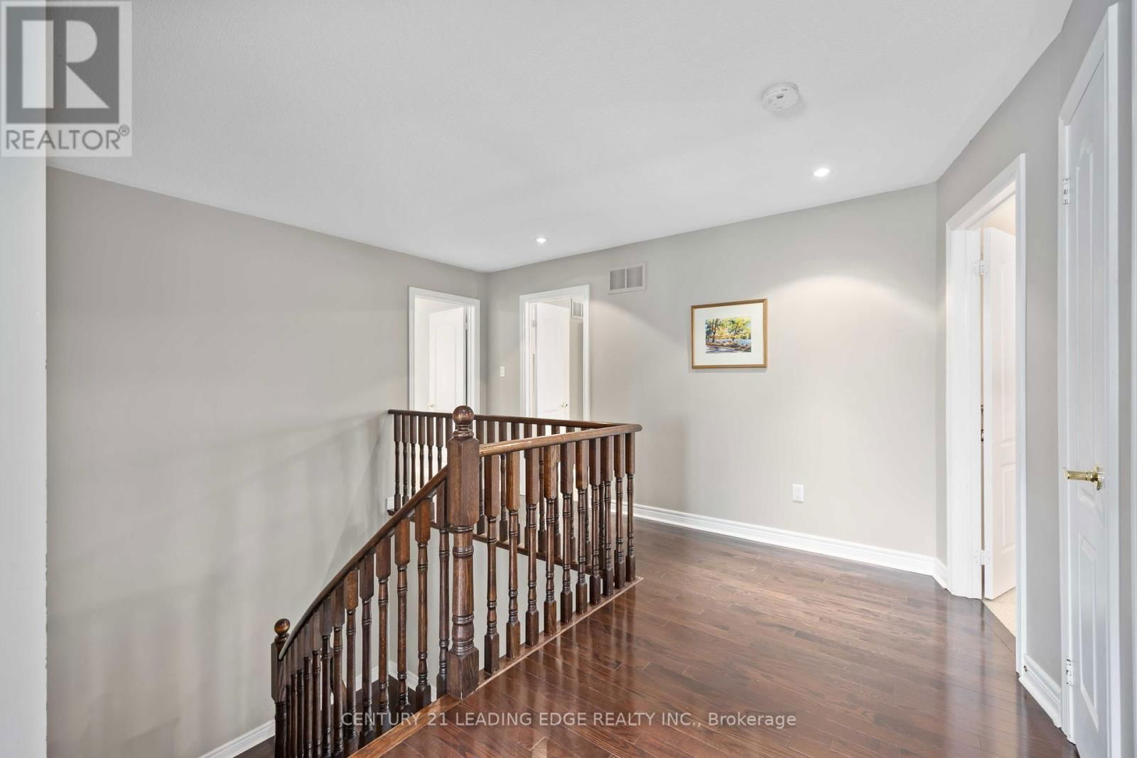 106 FAIRLEE CIRCLE Image 19