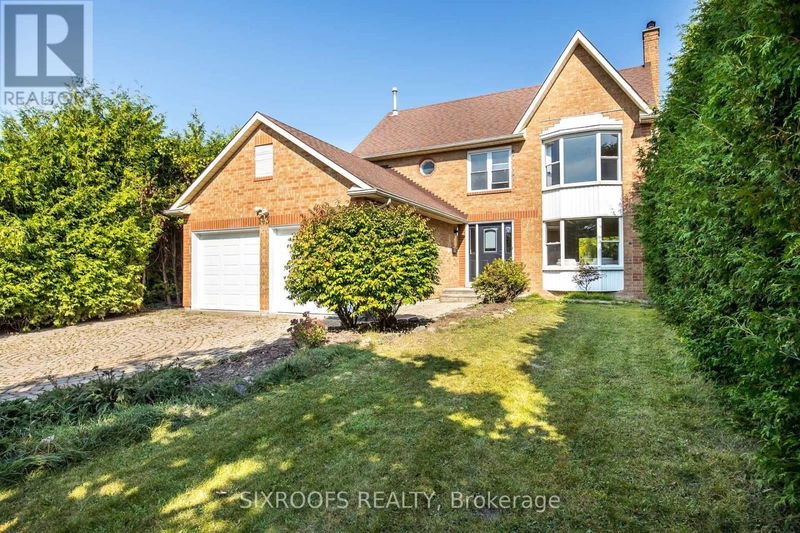 143 Glenway Circle  Newmarket (Glenway Estates), L3Y7S3 | Image 2