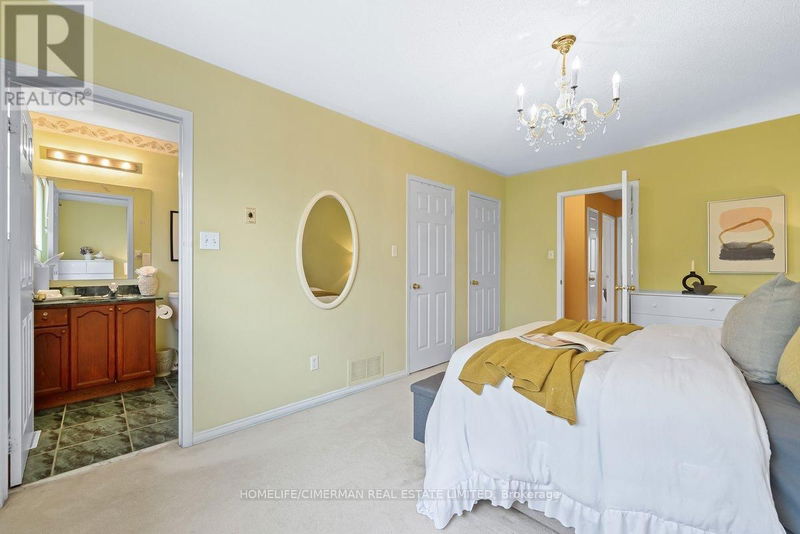 39 Vanity Crescent  Richmond Hill (Langstaff), L4B4E5 | Image 20