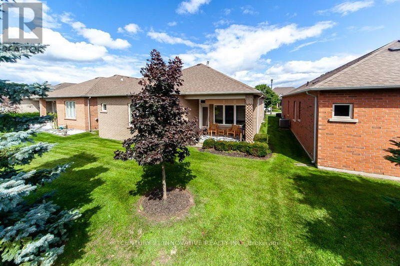 18 Faldo's Flight null  Whitchurch-Stouffville (Ballantrae), L4A1M8 | Image 17