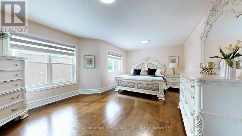 54 Brasswinds Court  Vaughan (West Woodbridge), L4L9C6 | Image 17