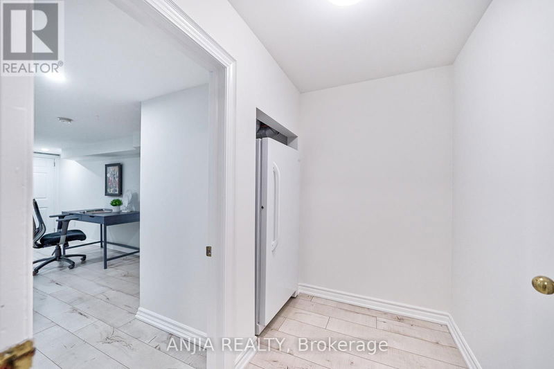 67 Lincoln Green Drive  Markham (Bullock), L3P1R6 | Image 33