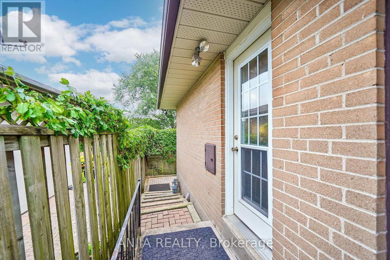 67 Lincoln Green Drive  Markham (Bullock), L3P1R6 | Image 37