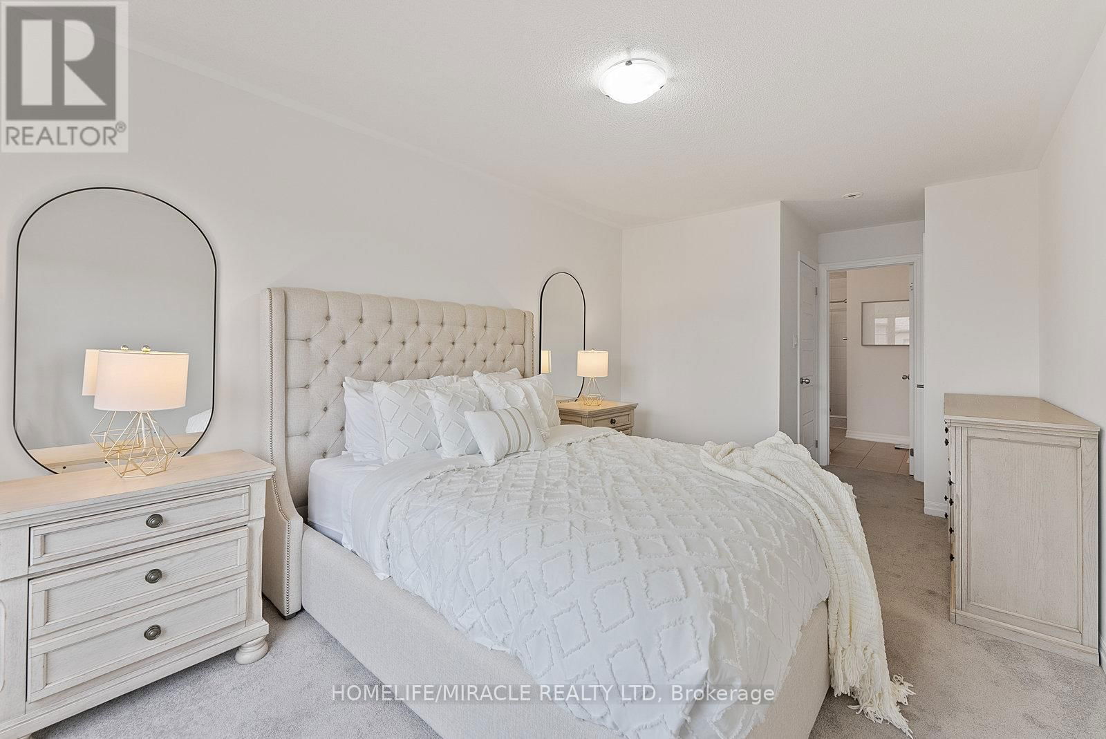 27 DELANO WAY Image 17