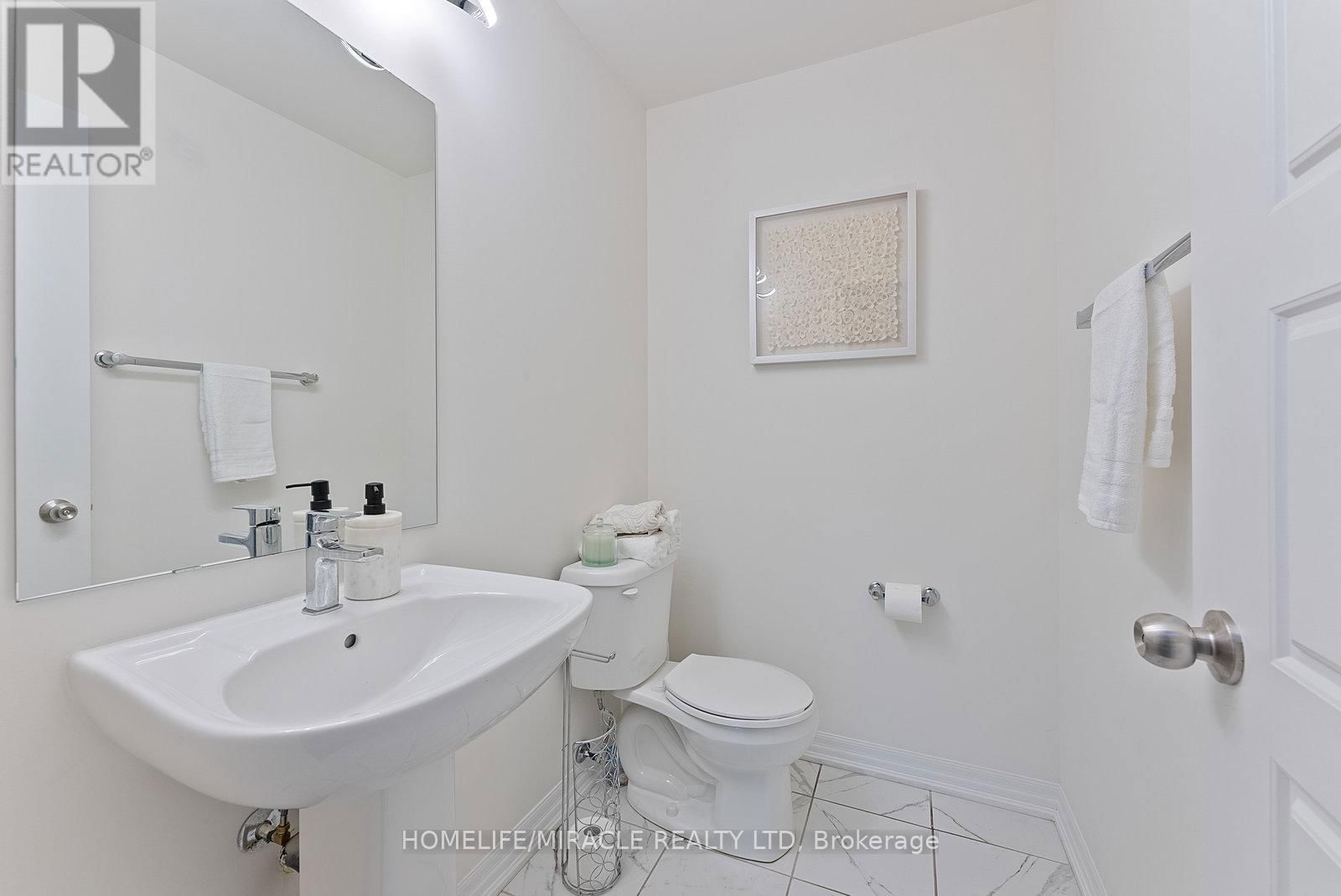 27 DELANO WAY Image 4