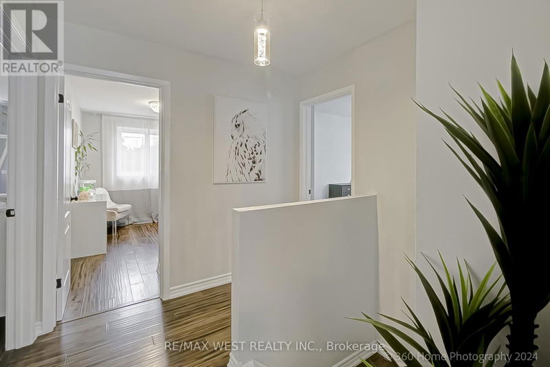 9 The Carriage Way  Markham (Royal Orchard), L3T4V1 | Image 13