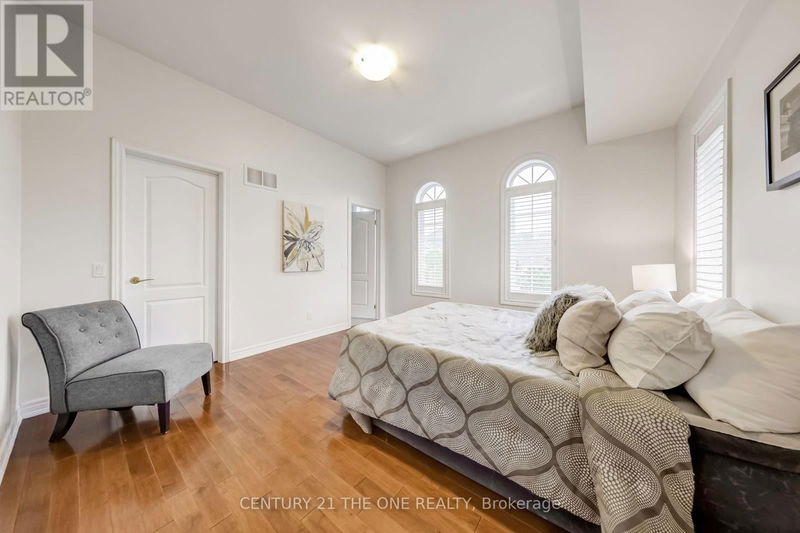 34 Wicker Drive  Richmond Hill (Jefferson), L4E4T6 | Image 17