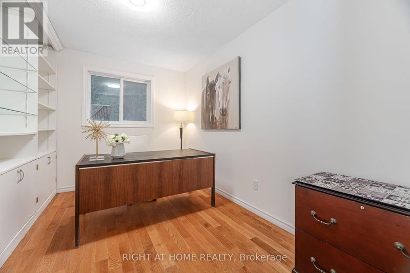 18 Westminster Drive  Richmond Hill (Doncrest), L4B1P4 | Image 12