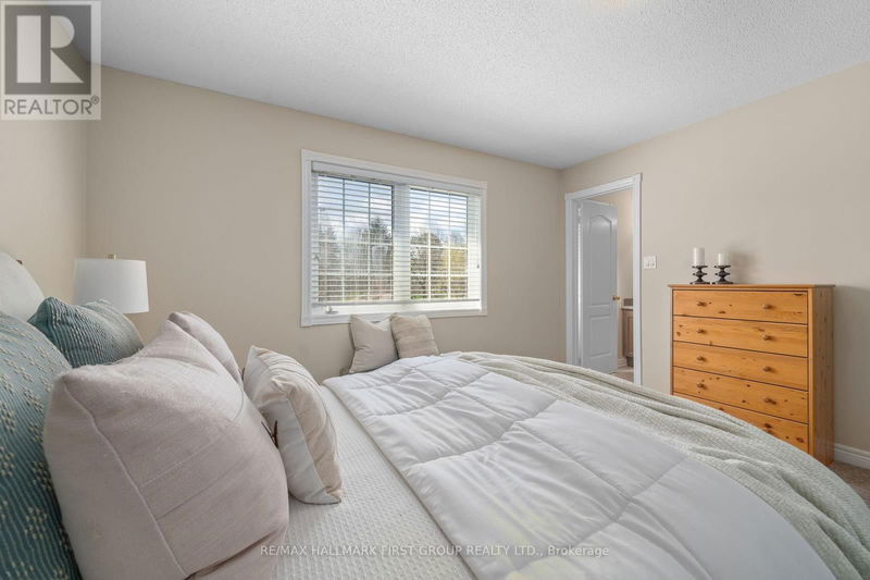 963 Lake Drive East Georgina (Sutton & Jackson's Point), L0E1L0 | Image 24