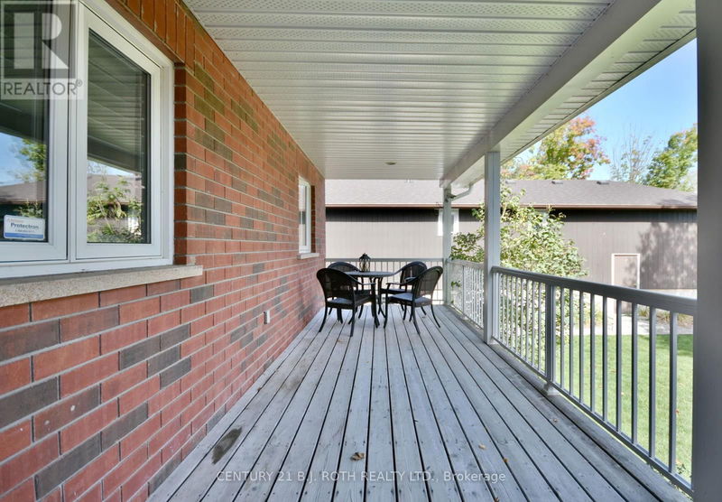 2226 Richard Street  Innisfil (Alcona), L9S2C5 | Image 3