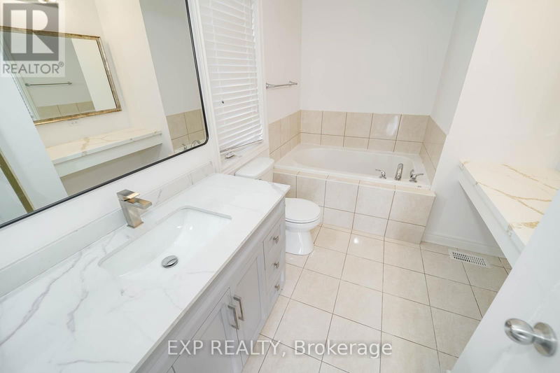 106 Pearl Lake Road  Markham (Cornell), L6B0Y2 | Image 22