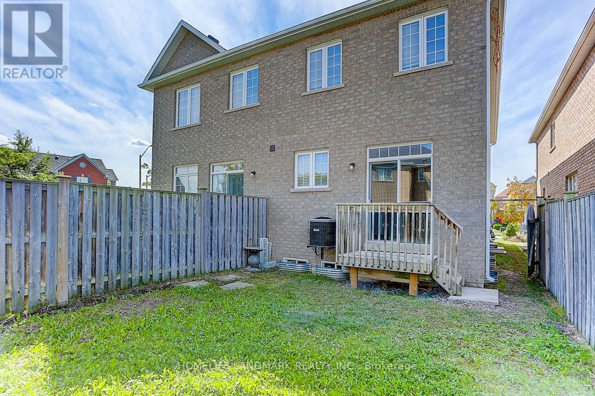 110 LAHORE CRESCENT Image 3