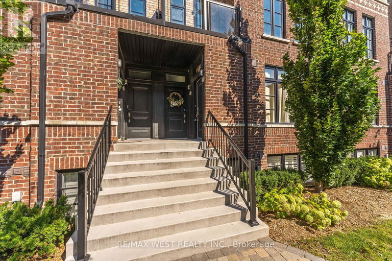  7 - 8171 Kipling Avenue  Vaughan (West Woodbridge), L4L0G4 | Image 4