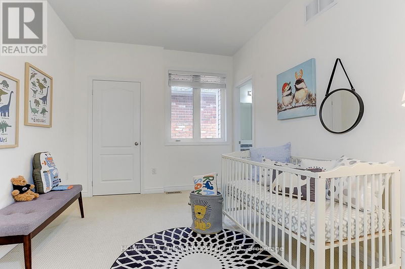 223 Selwyn Road  Richmond Hill (Jefferson), L4E0R4 | Image 22