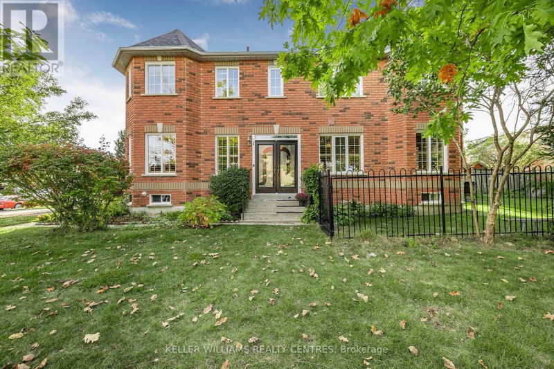 1 Silverdart Crescent  Richmond Hill (Oak Ridges), L4E3T7 | Image 3