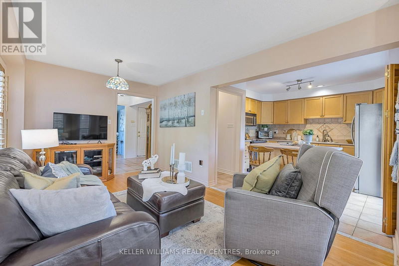 1 Silverdart Crescent  Richmond Hill (Oak Ridges), L4E3T7 | Image 9