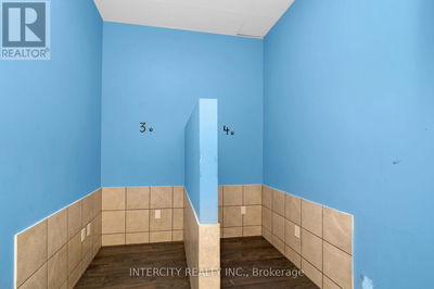 Image #1 of Commercial for Sale at 5 & 6 - 7611 Pine Valley Drive, Vaughan , Ontario