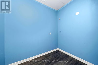 Image #1 of Commercial for Sale at 5 & 6 - 7611 Pine Valley Drive, Vaughan , Ontario