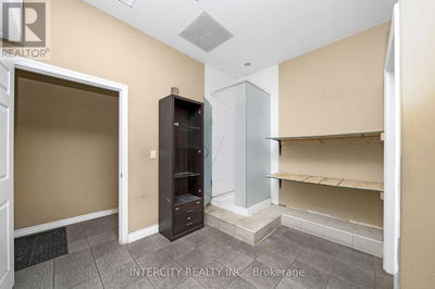 Image #1 of Commercial for Sale at 5 & 6 - 7611 Pine Valley Drive, Vaughan , Ontario
