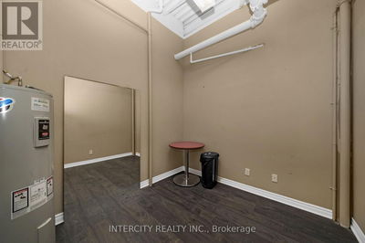 Image #1 of Commercial for Sale at 5 & 6 - 7611 Pine Valley Drive, Vaughan , Ontario