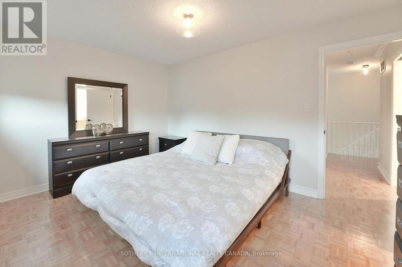 22 Laura Sabrina Drive  Vaughan (Sonoma Heights), L4H1M6 | Image 16