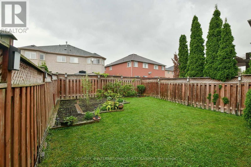 22 Laura Sabrina Drive  Vaughan (Sonoma Heights), L4H1M6 | Image 34