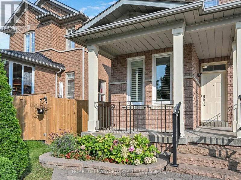 193 Valentina Drive  Markham (Village Green-South Unionville), L3R4R8 | Image 3