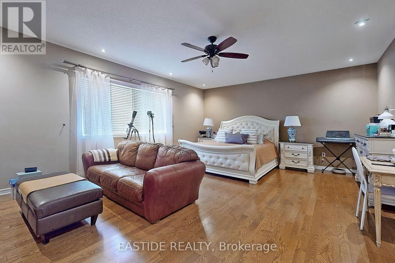 160 Championship Circle Place  Aurora (Aurora Estates), L4G0H9 | Image 18