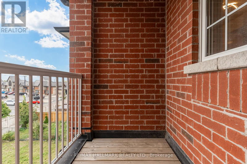 187 Hawkview Boulevard  Vaughan (Vellore Village), L4H3S5 | Image 32