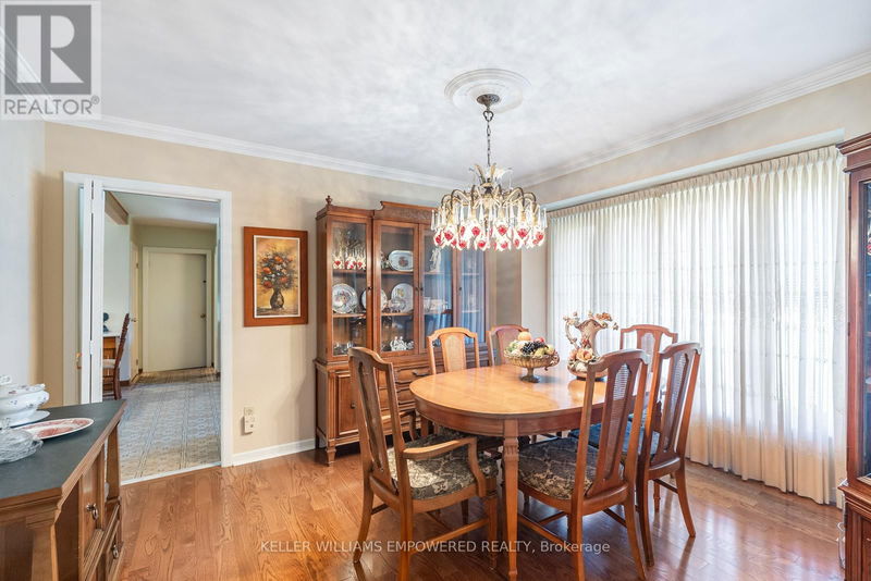 195 Arnold Avenue  Vaughan (Crestwood-Springfarm-Yorkhill), L4J1C1 | Image 7