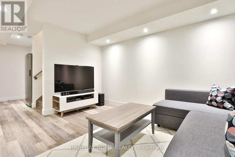 47 Wuhan Lane  Markham (Wismer), L6E0V4 | Image 35