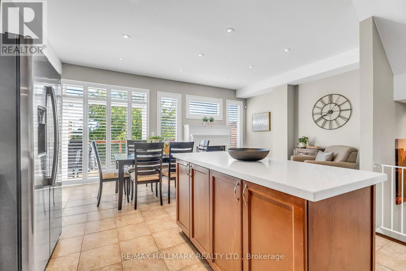 132 VITTORIO DE LUCA Drive  Vaughan (East Woodbridge), L4L3S3 | Image 17