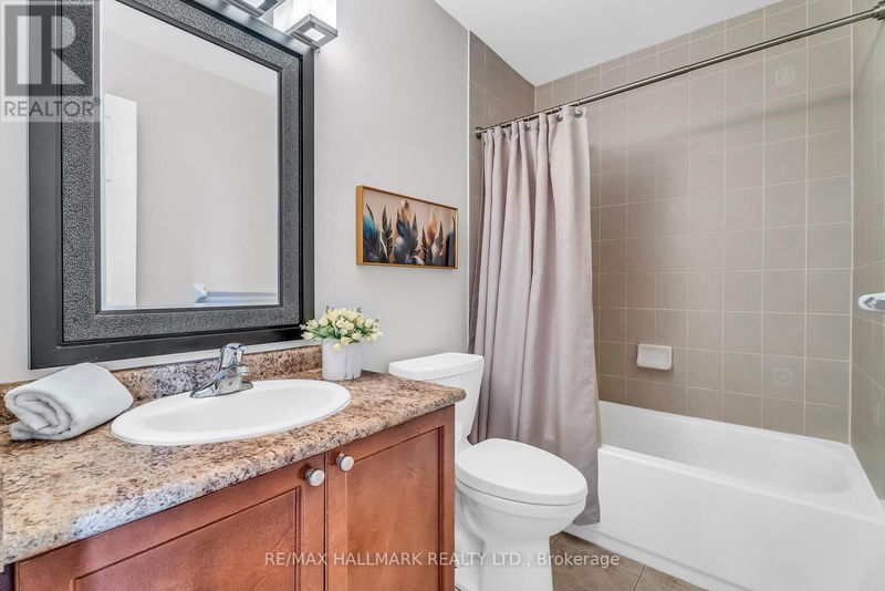 132 VITTORIO DE LUCA Drive  Vaughan (East Woodbridge), L4L3S3 | Image 31