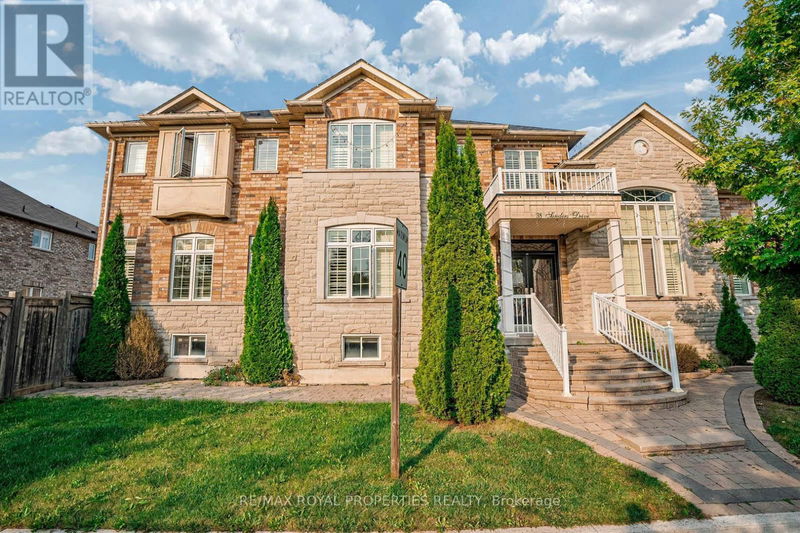 38 Sanders Drive  Markham (Box Grove), L6B0M3 | Image 2