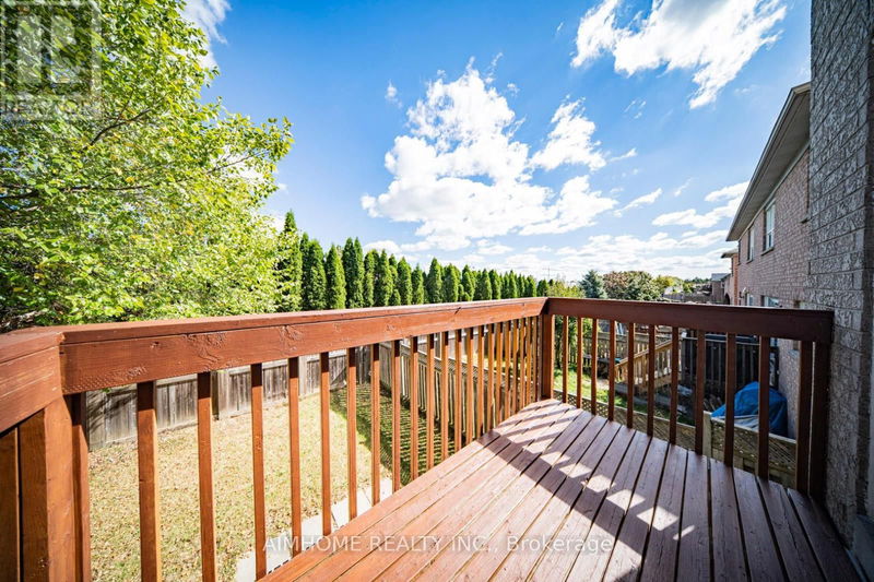 315 Flagstone Way  Newmarket (Woodland Hill), L3X2R8 | Image 15