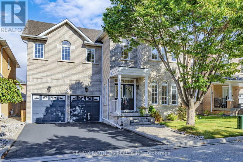 36 Westchester Crescent  Markham (Berczy), L6C2X6 | Image 1