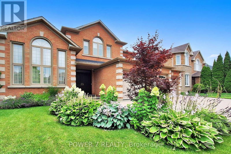 100 Forester Crescent  Markham (Cachet), L6C1S1 | Image 2