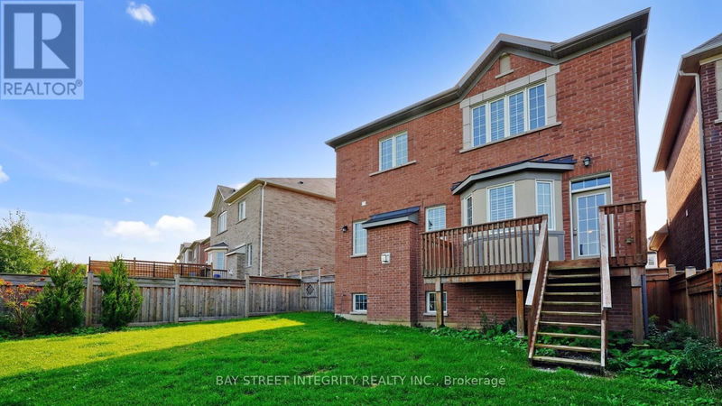 170 Baber Crescent  Aurora, L4G0Y6 | Image 36