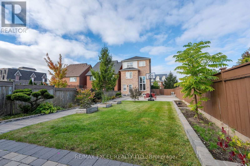 83 Dancers Drive  Markham (Angus Glen), L6C2A5 | Image 35