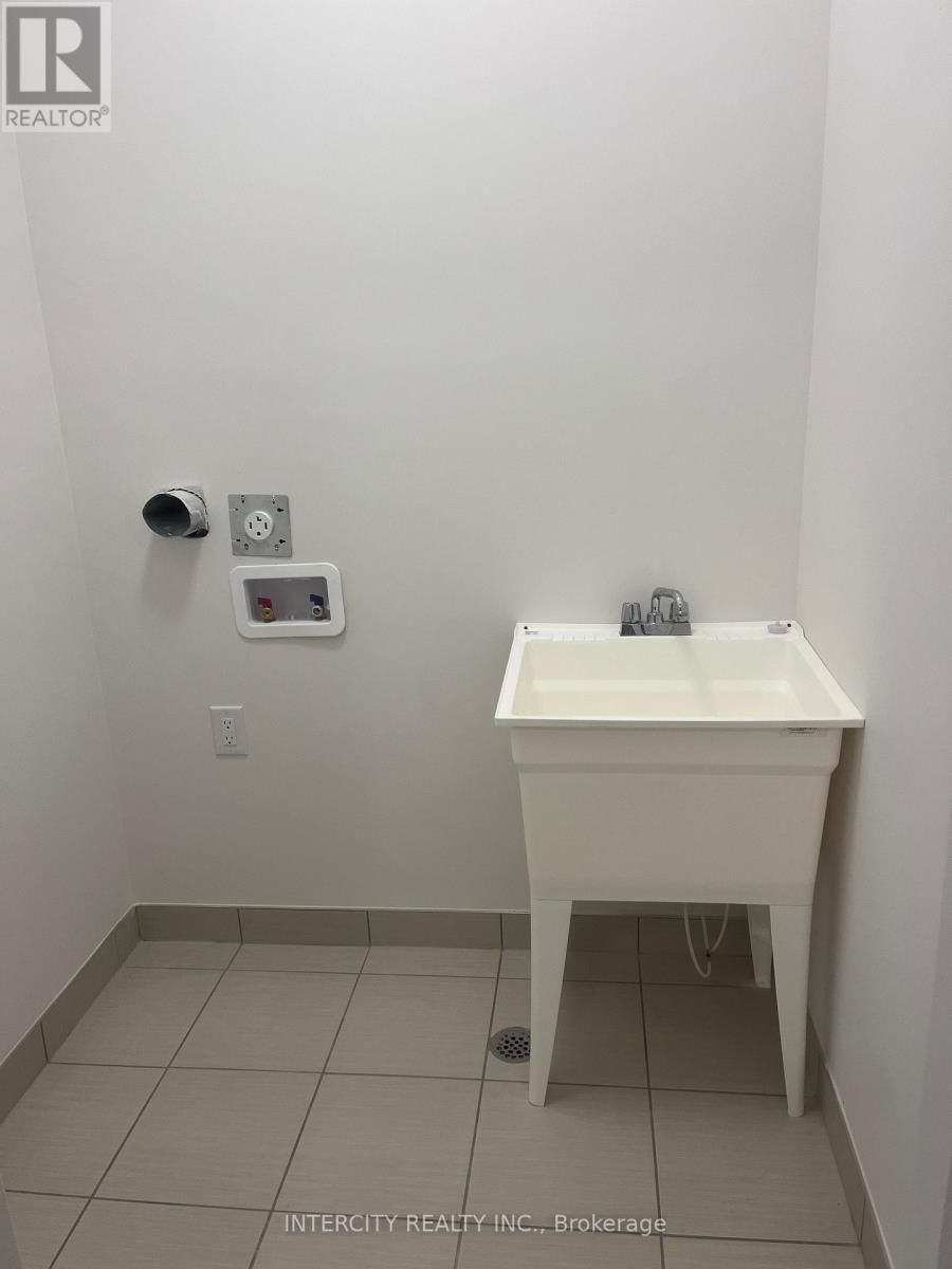 156 MUMBAI DRIVE Image 11