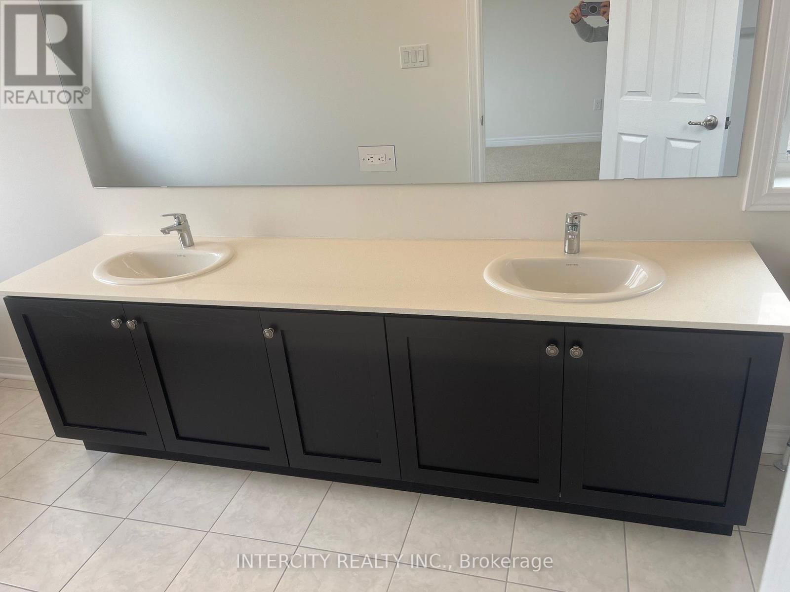 156 MUMBAI DRIVE Image 13