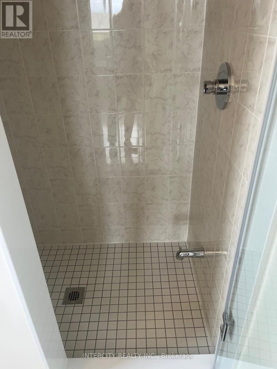 156 MUMBAI DRIVE Image 16