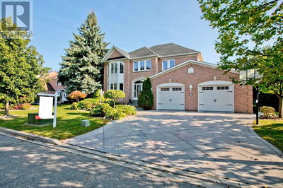 37 Heatherwood Crescent  Markham (Unionville), L3R8W6 | Image 1