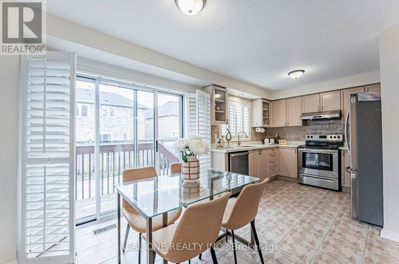 208 Equator Crescent  Vaughan (Vellore Village), L6A2Y2 | Image 13