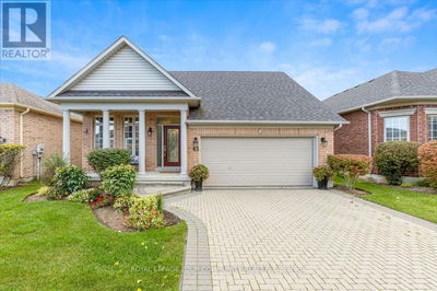 43 Bobby Locke Lane  Whitchurch-Stouffville (Ballantrae), L4A1R4 | Image 1