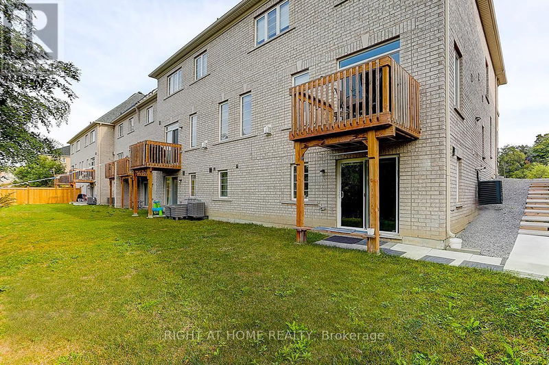 266 Silk Twist Drive  East Gwillimbury (Holland Landing), L9N0V4 | Image 33