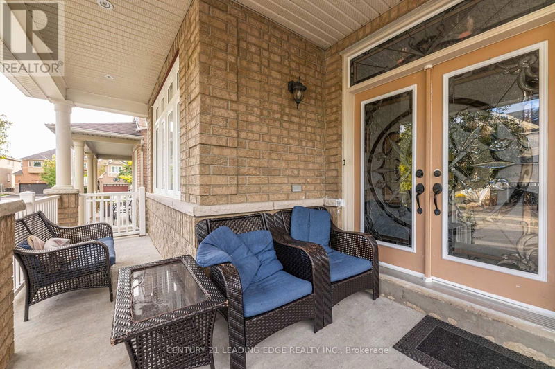 11 Bellini Avenue  Vaughan (Vellore Village), L4H3J1 | Image 3